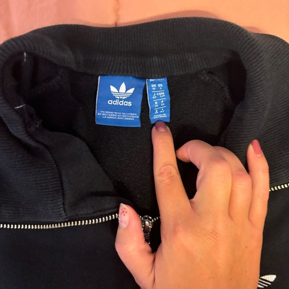 Adidas pull over - Picture 3 of 3